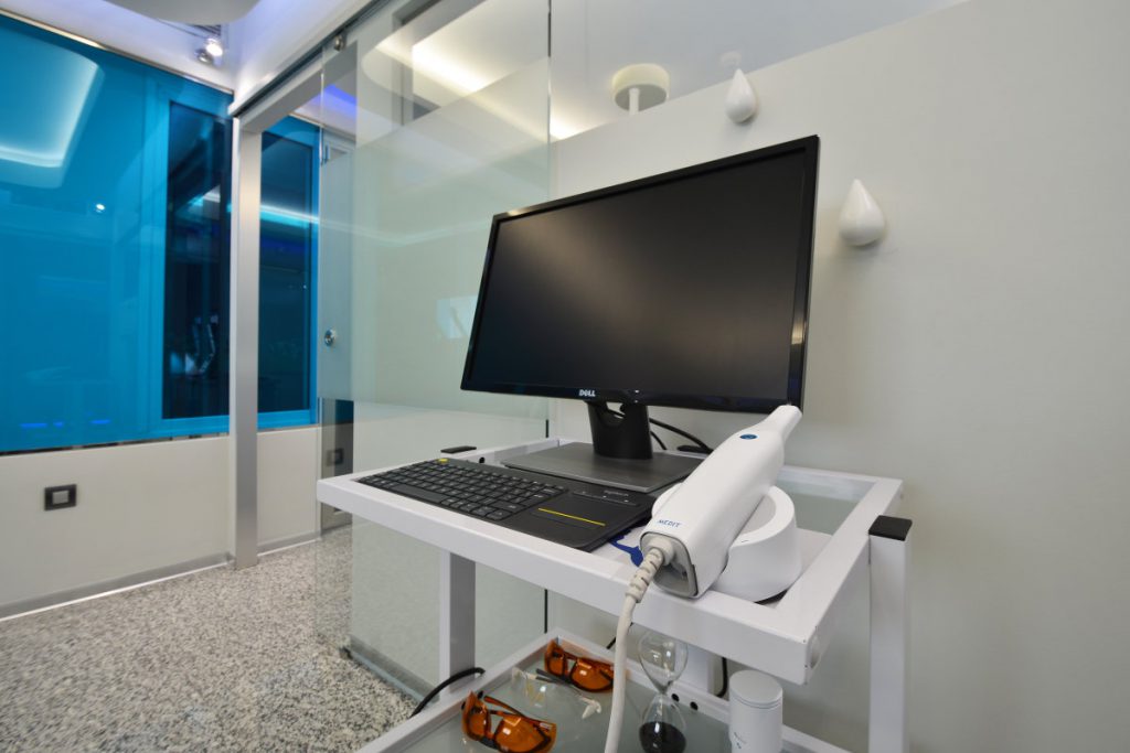 027_27 Oralis Dental Center