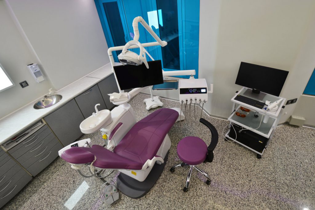 031_31 Oralis Dental Center